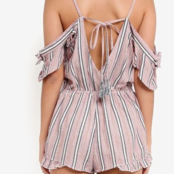 TOPSHOP - Strpe cold shoulder playsuit size M - Picture 2 of 8